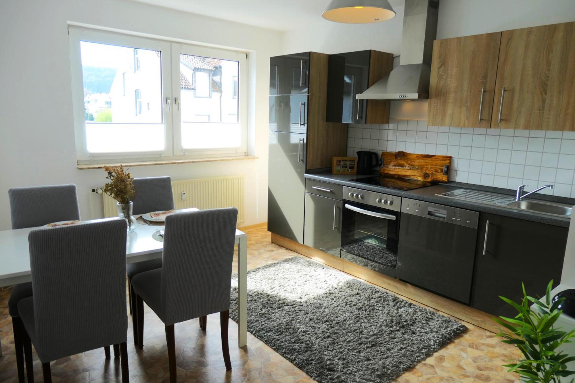 Schoelerberg Apartment Mit Tiefgaragenparkplatz Und Kingsize-Bett Osnabrueck Exterior photo